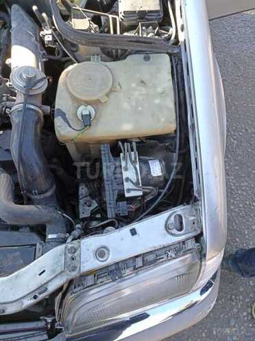 Mercedes C 220 2000, 205,000 km - 2.2 l - Bakı