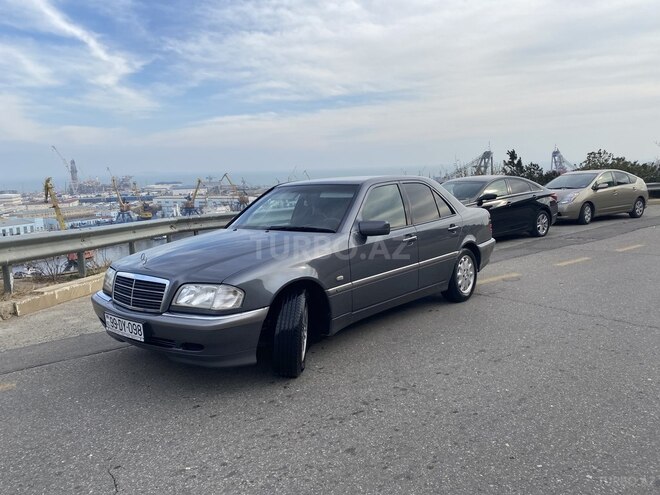 Mercedes C 200 1999, 234,112 km - 2.0 л - Bakı