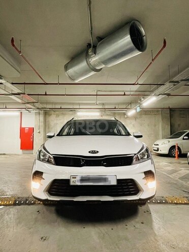 Kia Rio X-Line 2021, 26,400 km - 1.6 л - Bakı