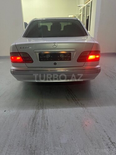 Mercedes E 240 2000, 431,000 km - 2.4 l - Bakı