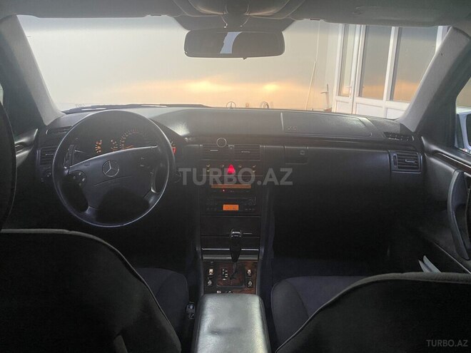 Mercedes E 240 2000, 431,000 km - 2.4 l - Bakı