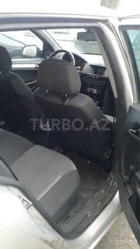 Opel Astra 2010, 223,000 km - 1.3 l - Bakı