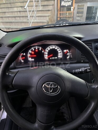 Toyota Corolla 2005, 202,000 km - 1.4 l - Bakı