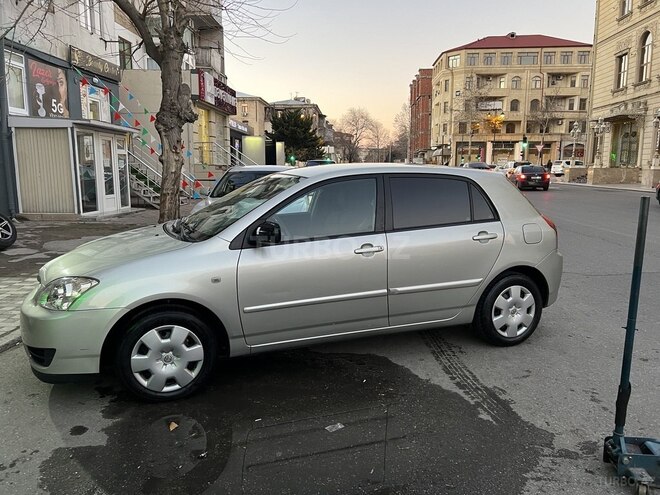 Toyota Corolla 2005, 202,000 km - 1.4 l - Bakı