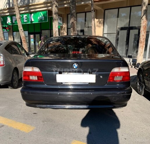 BMW 525 2002, 294,000 km - 2.5 л - Bakı