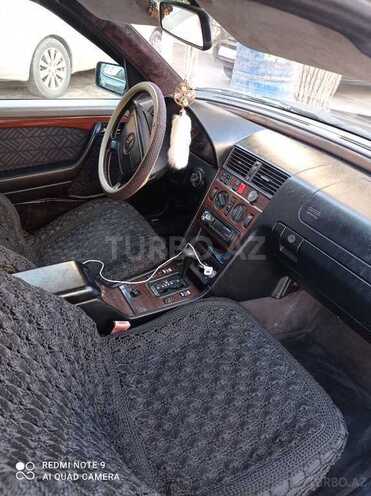 Mercedes C 220 1994, 367,773 km - 2.2 l - Bakı