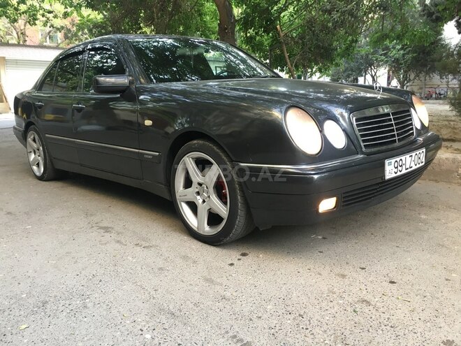 Mercedes E 230 1995, 425,000 km - 2.3 л - Bakı