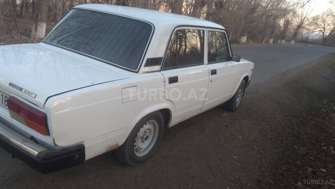 LADA (VAZ) 2107 2009, 95,000 km - 1.5 l - Samux