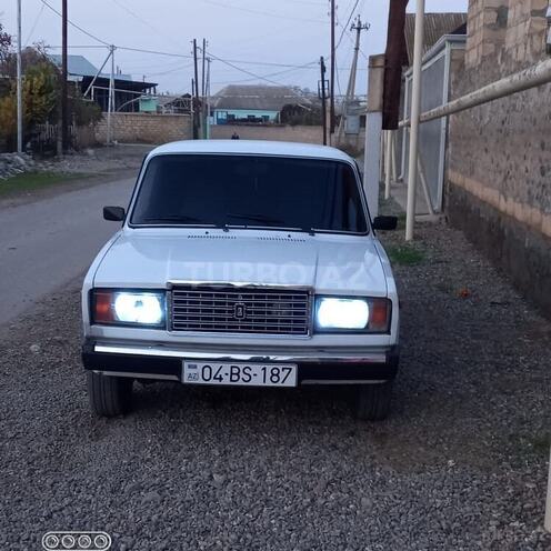 LADA (VAZ) 2107 2009, 95,000 km - 1.5 l - Samux