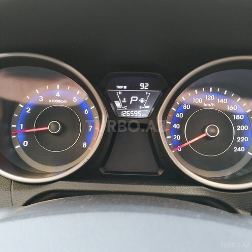 Hyundai Elantra 2015, 127,200 km - 1.8 l - Bakı