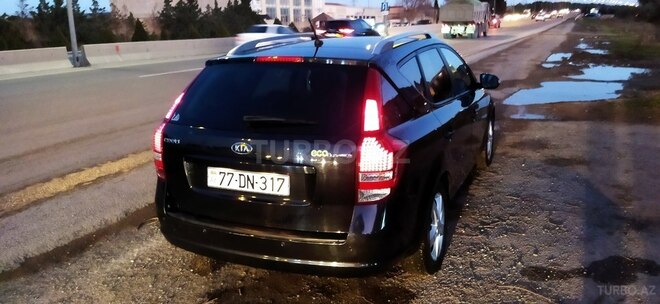 Kia Ceed 2011, 210,500 km - 1.6 л - Bakı