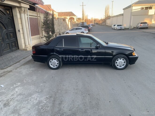Mercedes C 230 1997, 235,000 km - 2.3 л - Bakı