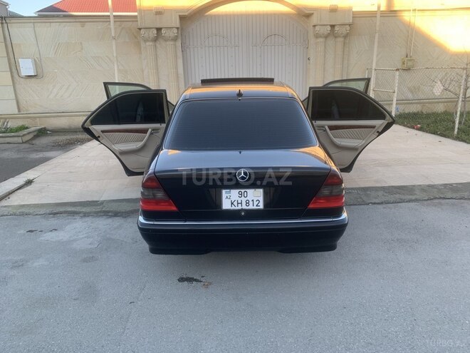 Mercedes C 230 1997, 235,000 km - 2.3 л - Bakı