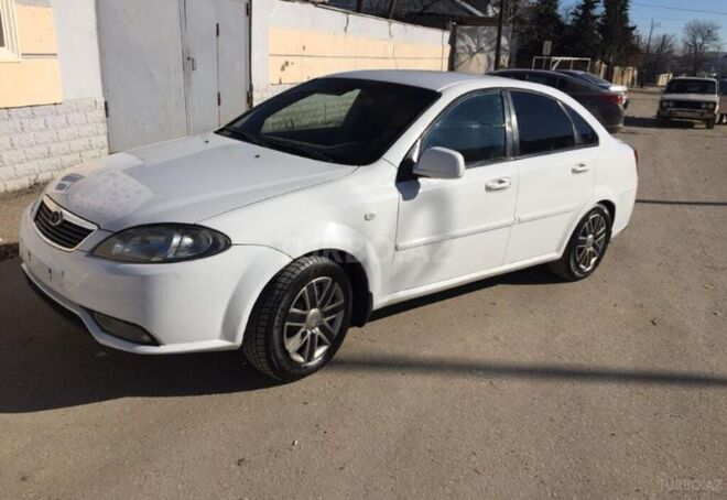 Daewoo Gentra 2014, 355,000 km - 1.5 l - Şamaxı