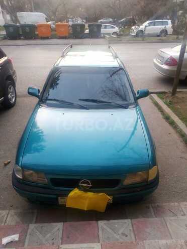 Opel Astra 1996, 325,000 km - 2.0 l - Şəki