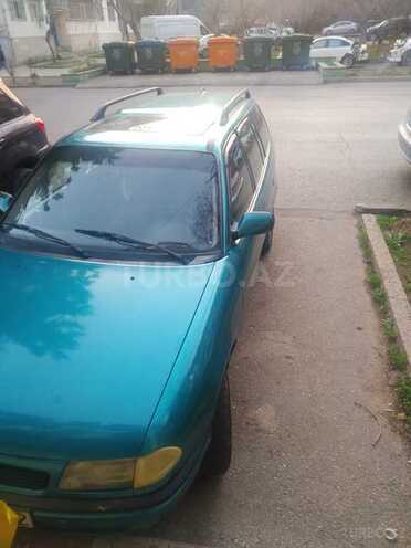 Opel Astra 1996, 325,000 km - 2.0 l - Şəki