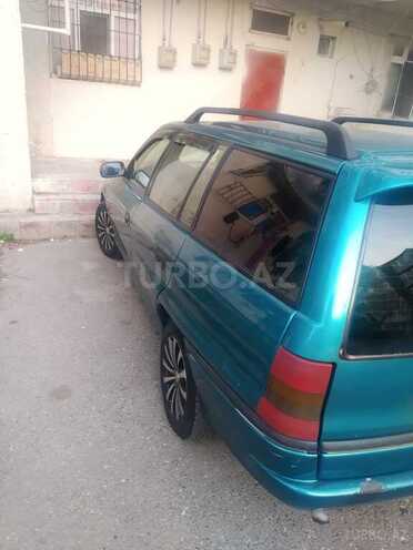 Opel Astra 1996, 325,000 km - 2.0 l - Şəki