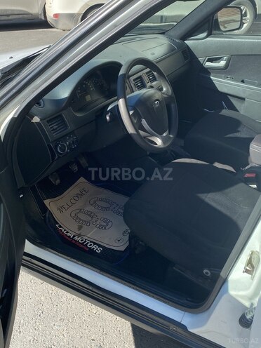 LADA (VAZ) Priora 2013, 281,000 km - 1.6 l - Bakı