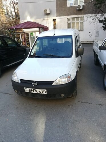 Opel Combo 2010, 193,600 km - 1.4 l - Bakı
