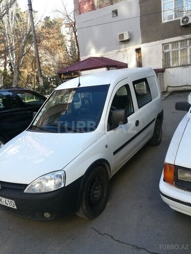 Opel Combo 2010, 193,600 km - 1.4 l - Bakı