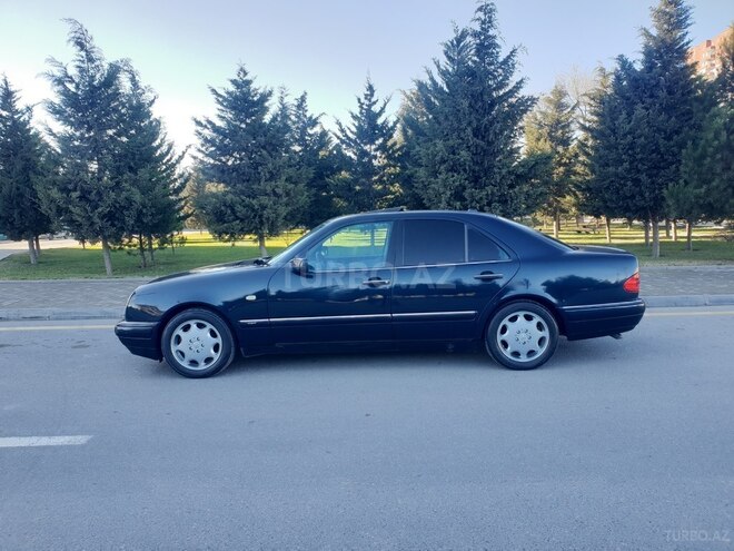 Mercedes E 240 1999, 399,800 km - 2.4 l - Bakı