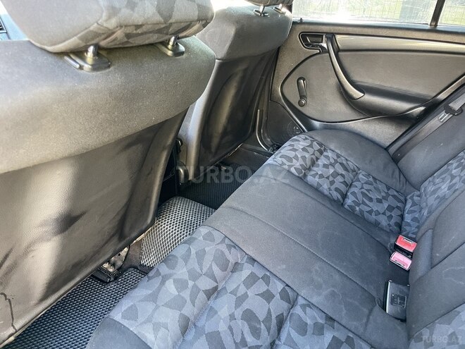 Mercedes C 220 2000, 340,000 km - 2.2 l - Bakı