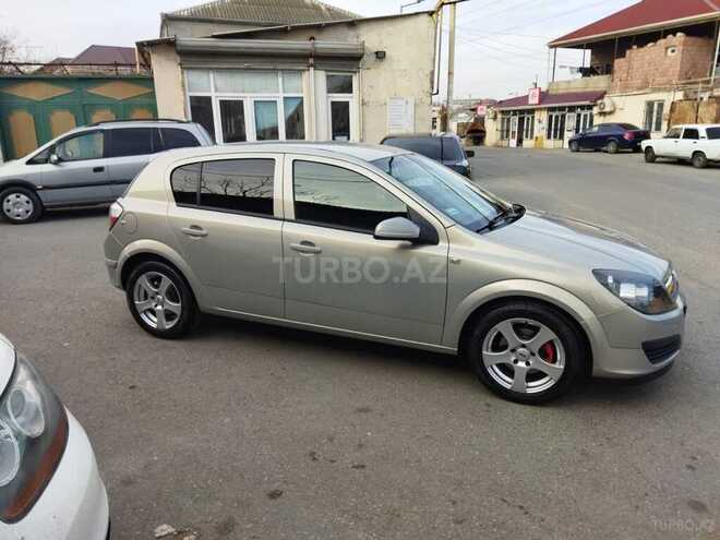 Opel Astra 2006, 300,000 km - 1.3 l - Bakı