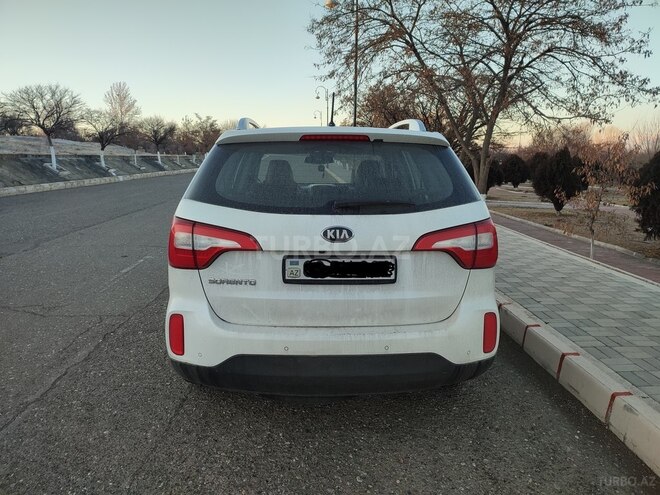 Kia Sorento 2013, 175,000 km - 2.4 l - Naxçıvan