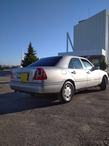 Mercedes C 220 1995, 400,000 km - 2.2 l - Xaçmaz