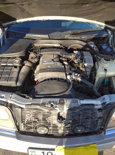 Mercedes C 220 1995, 400,000 km - 2.2 l - Xaçmaz