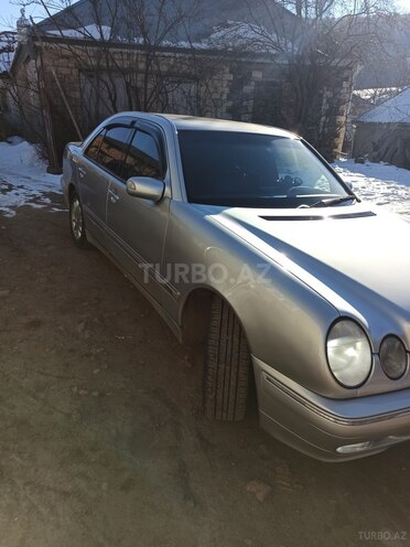 Mercedes E 320 1998, 200,000 km - 3.2 l - Gədəbəy