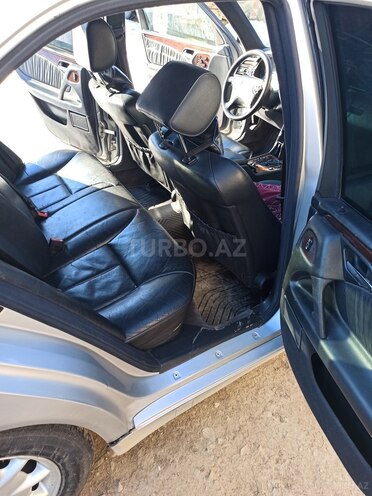 Mercedes E 320 1998, 200,000 km - 3.2 l - Gədəbəy