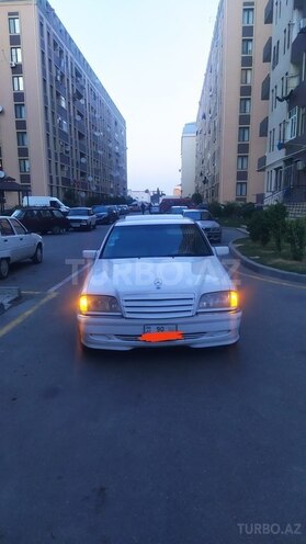 Mercedes C 230 1999, 333,134 km - 2.3 l - Bakı