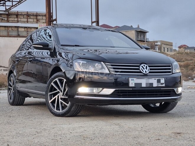 Volkswagen Passat 2014, 122,500 km - 1.8 l - Bakı