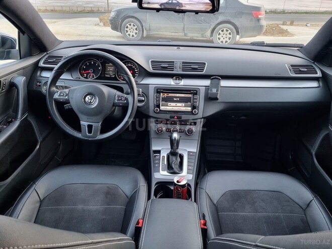 Volkswagen Passat 2014, 122,500 km - 1.8 l - Bakı