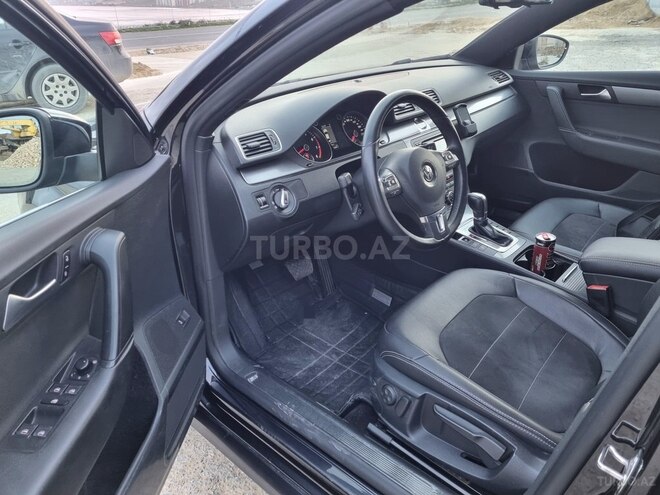 Volkswagen Passat 2014, 122,500 km - 1.8 l - Bakı