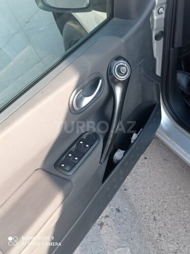 Renault Megane 2006, 131,000 km - 2.0 l - Bakı