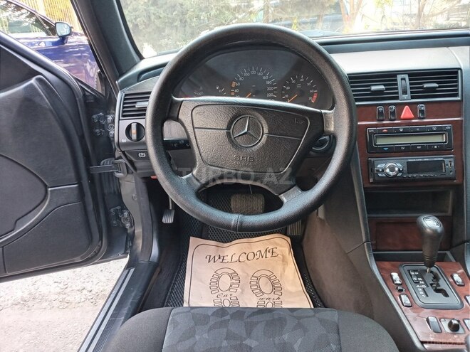 Mercedes C 200 1998, 250,000 km - 2.0 l - Bakı