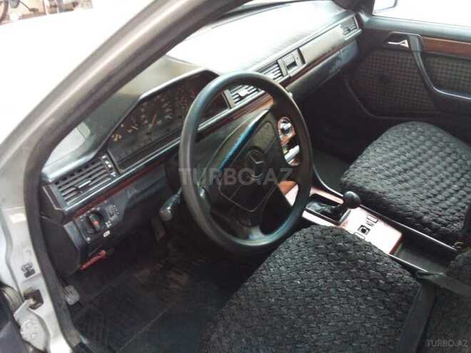 Mercedes E 220 1992, 350,545 km - 2.2 л - Bakı