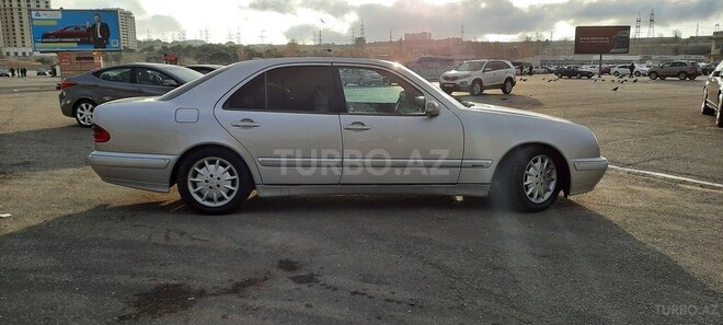 Mercedes E 280 2000, 407,000 km - 2.8 l - Bakı