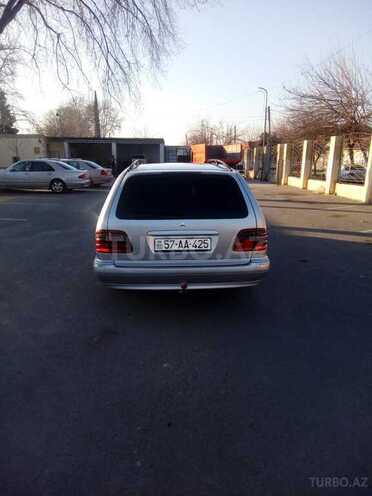Mercedes E 200 2000, 552,456 km - 2.0 л - Göyçay
