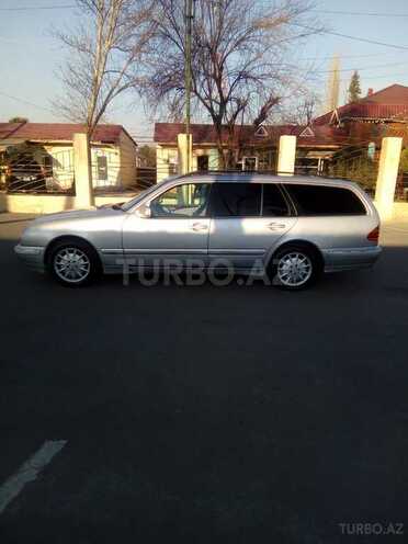 Mercedes E 200 2000, 552,456 km - 2.0 л - Göyçay