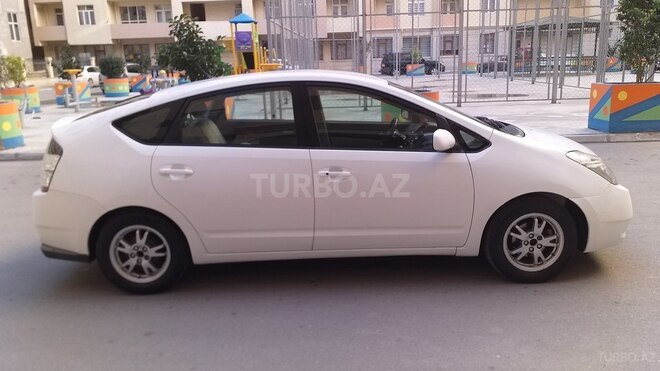 Toyota Prius 2006, 122,000 km - 1.5 l - Bakı