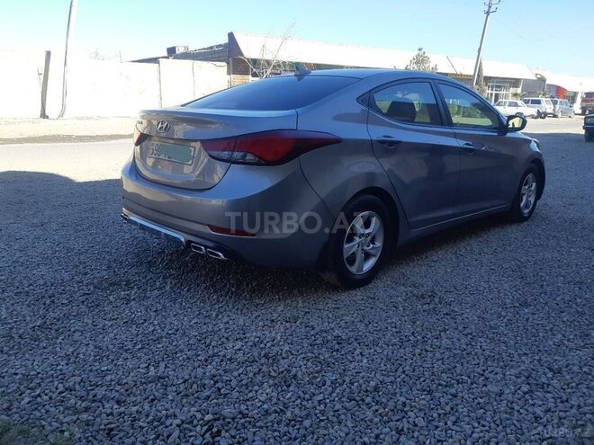 Hyundai Elantra 2015, 123,000 km - 1.8 л - Gəncə