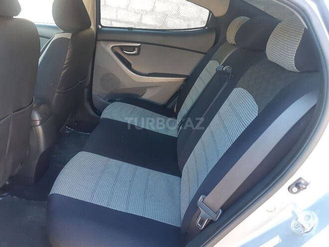 Hyundai Elantra 2015, 123,000 km - 1.8 л - Gəncə