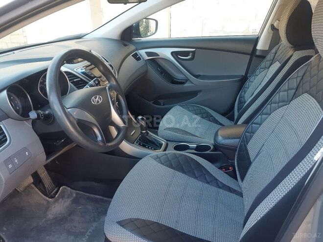Hyundai Elantra 2015, 123,000 km - 1.8 л - Gəncə