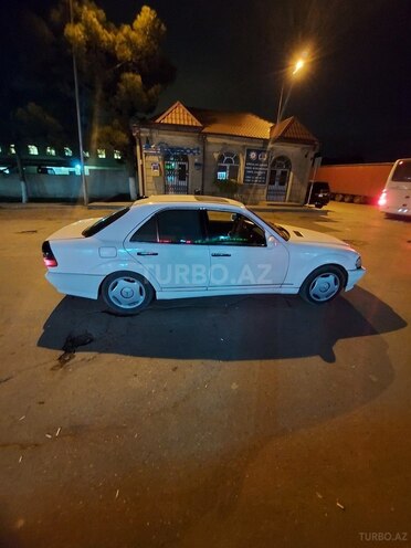 Mercedes C 230 1997, 287,000 km - 2.3 л - Bakı