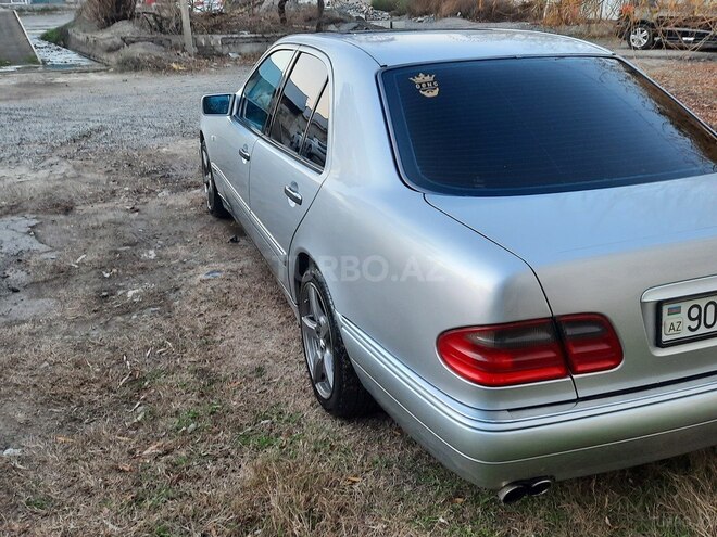 Mercedes E 230 1996, 330,000 km - 2.3 l - Gəncə