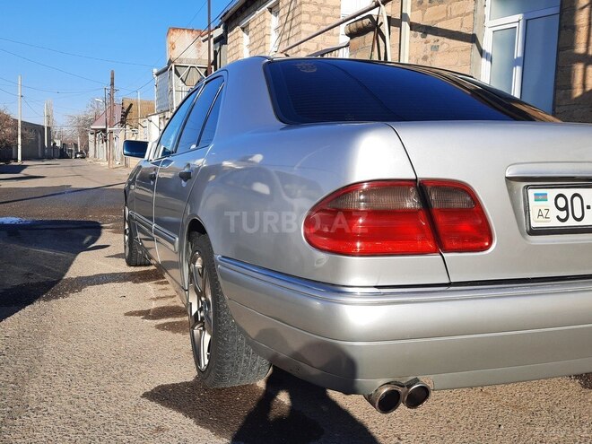 Mercedes E 230 1996, 330,000 km - 2.3 l - Gəncə