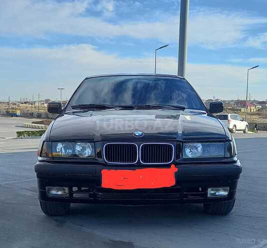 BMW 318 1993, 297,858 km - 1.8 l - Bakı